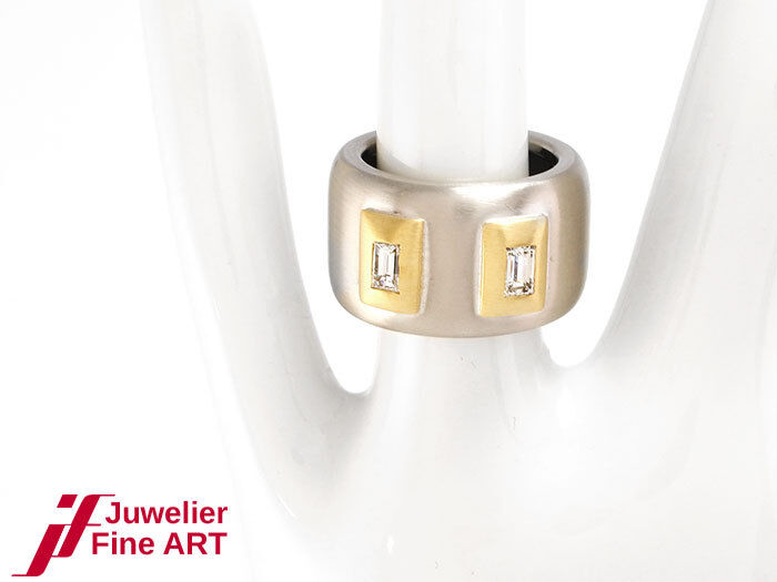 RING mit 2 Diamanten ca. 0,60 ct TW/IF - 585/14K Weiß-/Gelbgold - 20,4 g -Gr. 56