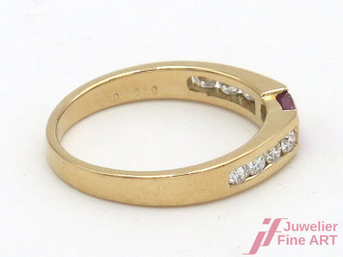 HENRICH & DENZEL Ring 18K GG - 1 Rub. 0,29 ct + 8 Brill. zus. 0,52 ct- 3,5 g