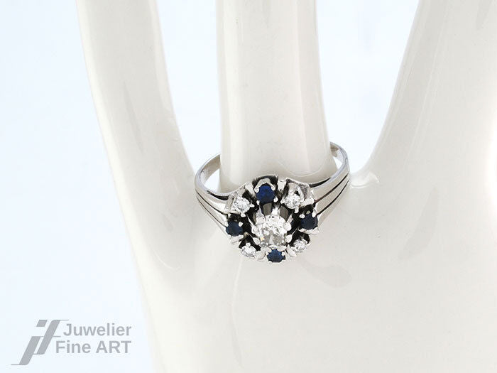 Ring - 4 Saphire + Diamantbesatz ges. ca 0,56 ct W-P1 in 18K Weißgold - 4,6 g