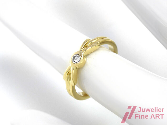 Brillantring ca. 0,10 ct W-VSI in 750/18K Gelbgold - Gr. 53 - 3,9 g