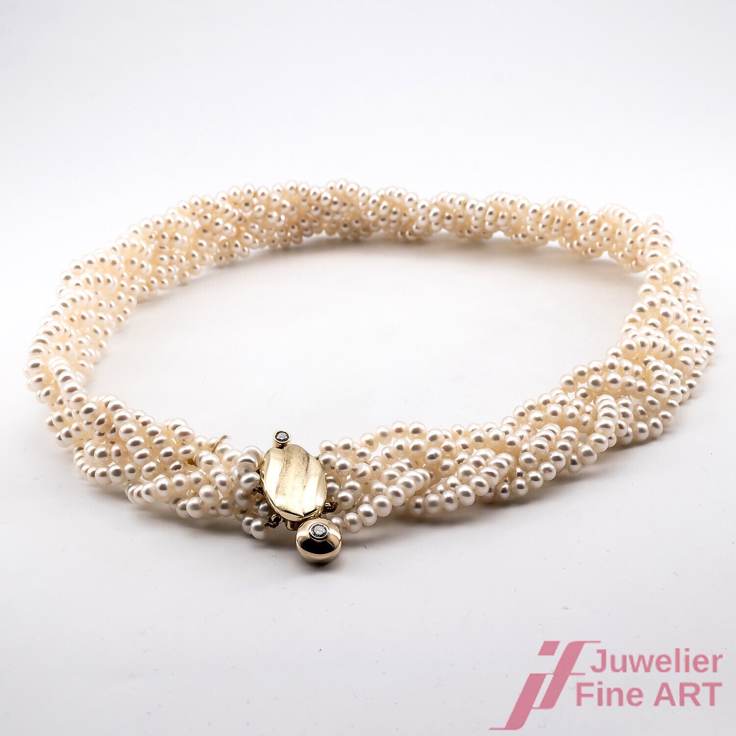 Gepflochtenes Perlencollier 14 GG-Schließe u. 2 Diam. zus. 0,15 TW/vsi - 42 cm