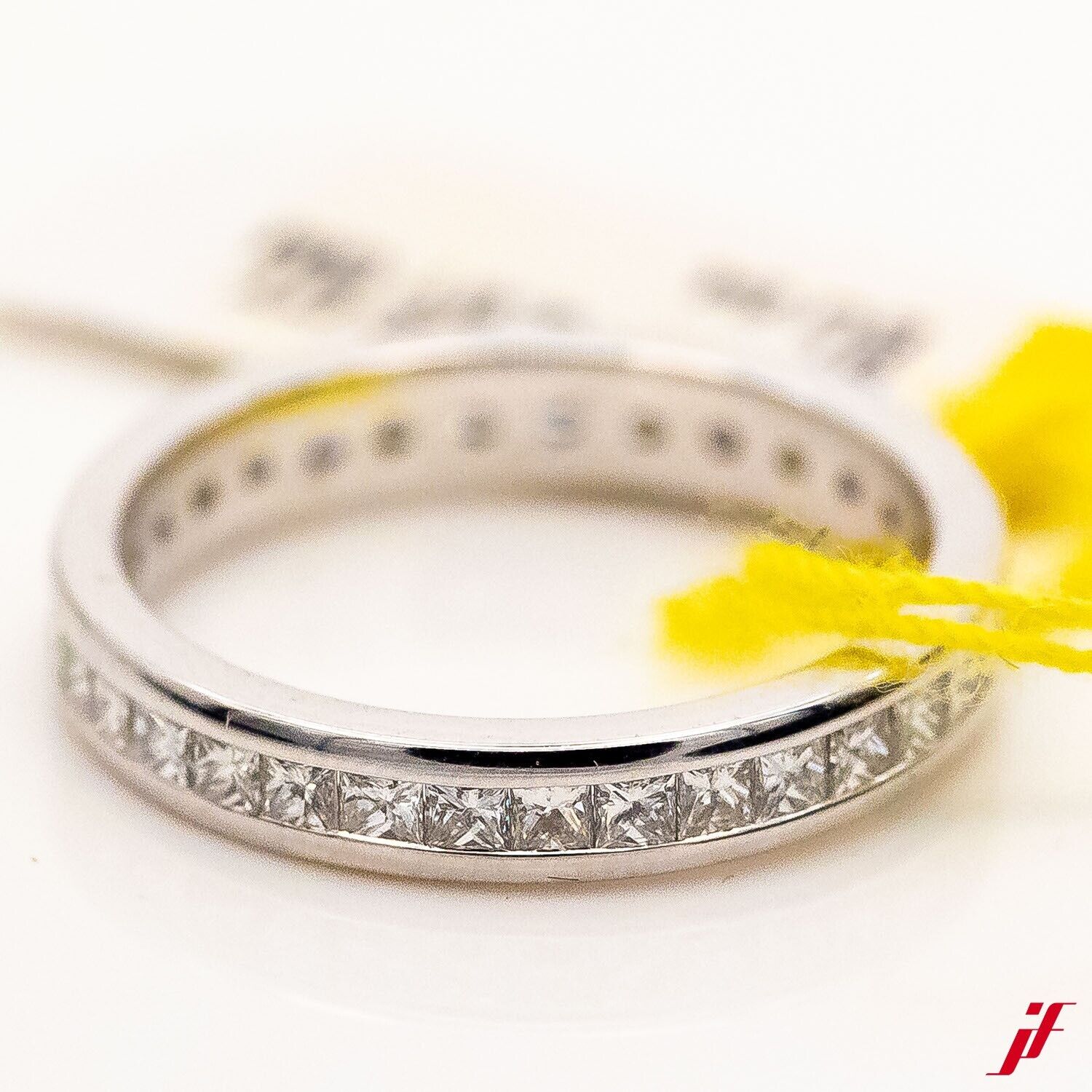 Ring 750/18K Weißgold 35 Diamant Brillanten 1,32ct W/SI Gr.54 - Wert 7.200€