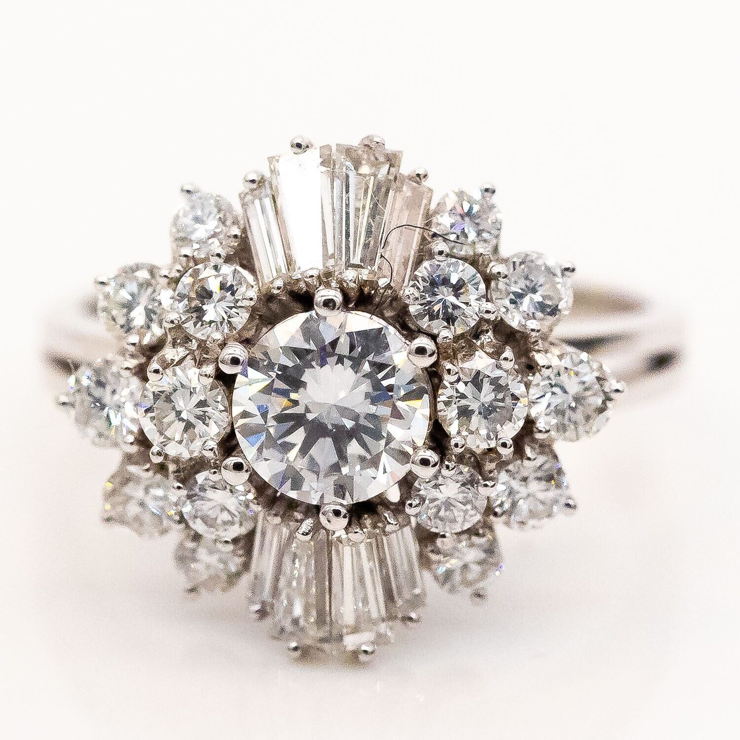 Ring 18K/750 Weißgold 25 Diamanten ca. 2,3ct D/VVS Gr.58 - Wert 14.000€