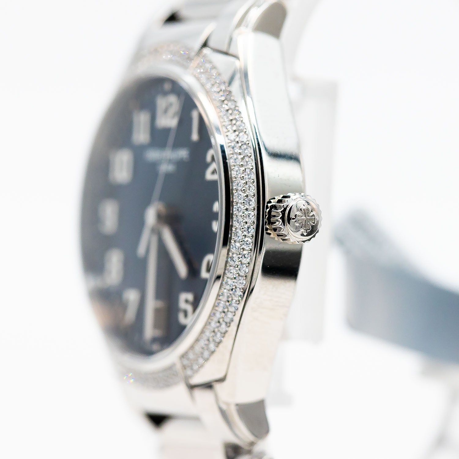 Patek Philippe Twenty 4 24mm Ref.7300/1200A-001 Full Set 2021
