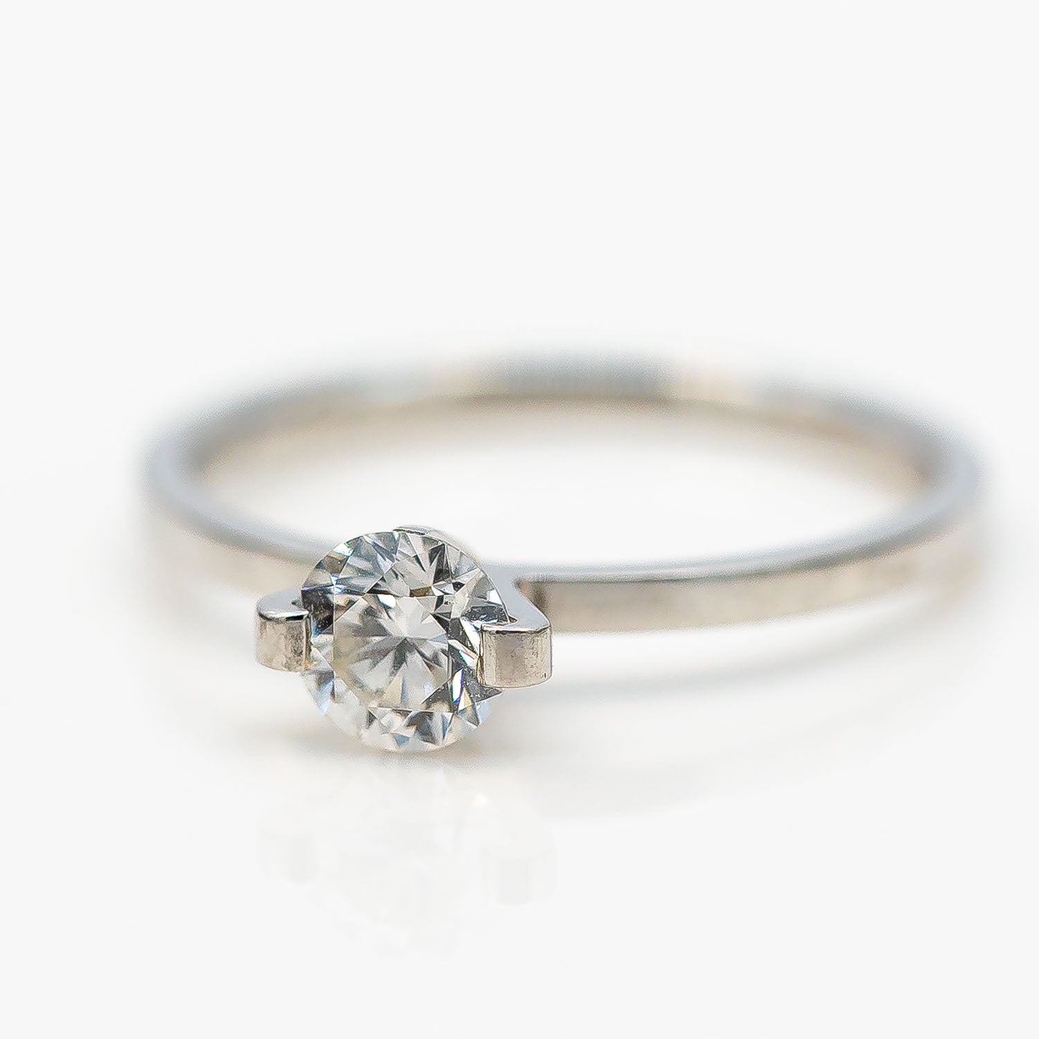 Niessing Princess Solitärring 950 Platin Diamant 0,40ct G/VS Gr.50 - Wert 4.000€