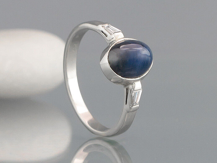 Ring 585/14K Weißgold Saphir Safir Cabochon blau Diamant Trapez Größe 54