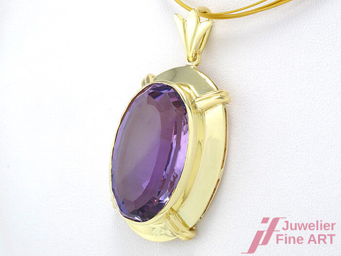 Großer ANHÄNGER mit Amethyst-Oval ca. 26,5 x 17 mm - 585/14K Gelbgold - 16,9 g