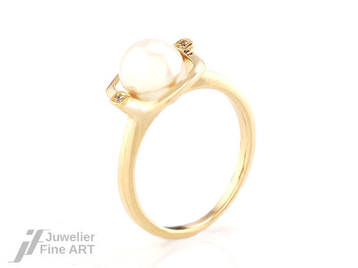 Ring 750/18K Gelbgold Akoyaperle + 2 Brillanten ca.0,04 ct TW/VSI - 3,9 g Gr. 55