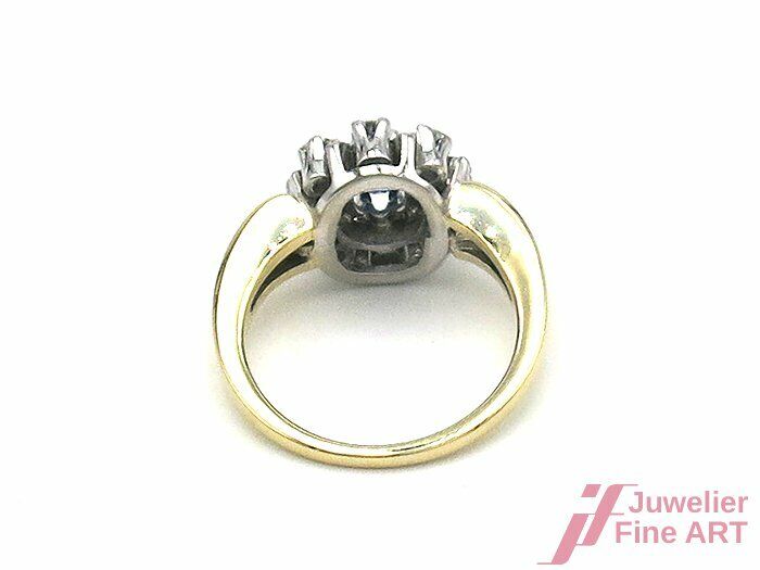 Ring 14K/585 GG/WG - 1 Saphir 0,60 ct + 8 Brill. 0,40 ct /W/si - 7,2 g - Gr. 56