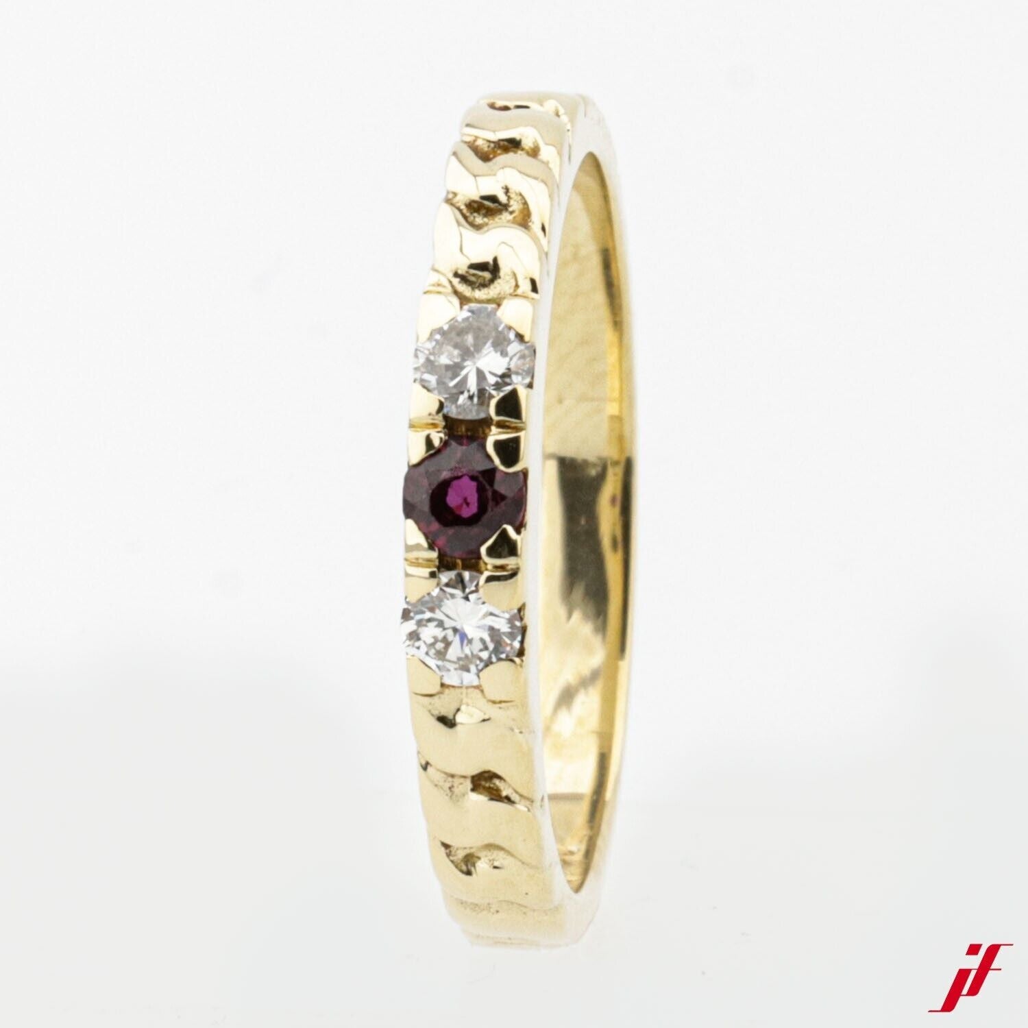 Ring 18K Gelbgold 1 Rubin 2 Brillanten 0,16ct - Wert 1.000€