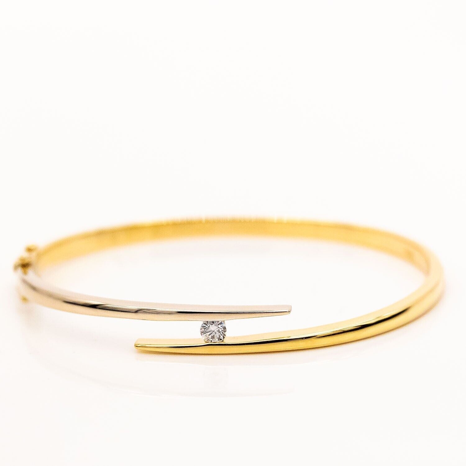 Armreif 750/18K Gelbgold Brillant 0,15ct TW/SI U=17cm - Wert 5.000€