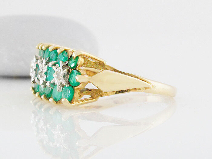 Ring 375/9K Gelbgold Smaragde Emerald grün Diamanten Blume