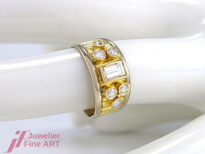 Ring 18K/750 GG/WG -1 Diam. Baguette 0,50 ctTW/VVS 6 Brill. 0,30 W/SI 4,6 g 51,5