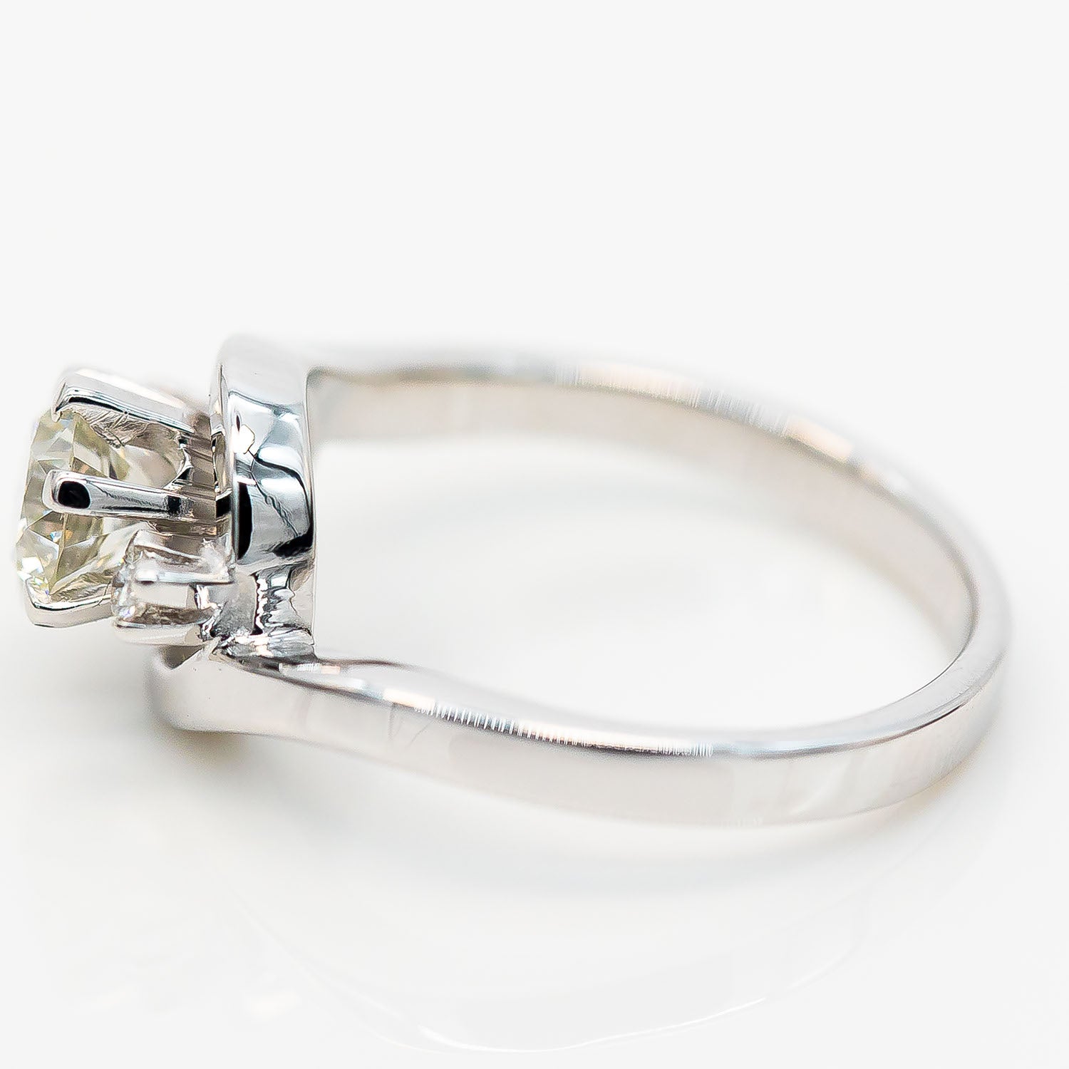 Ring 585/14K Weißgold Diamant 0,5ct W/SI Gr.50 - Wert 3.000€