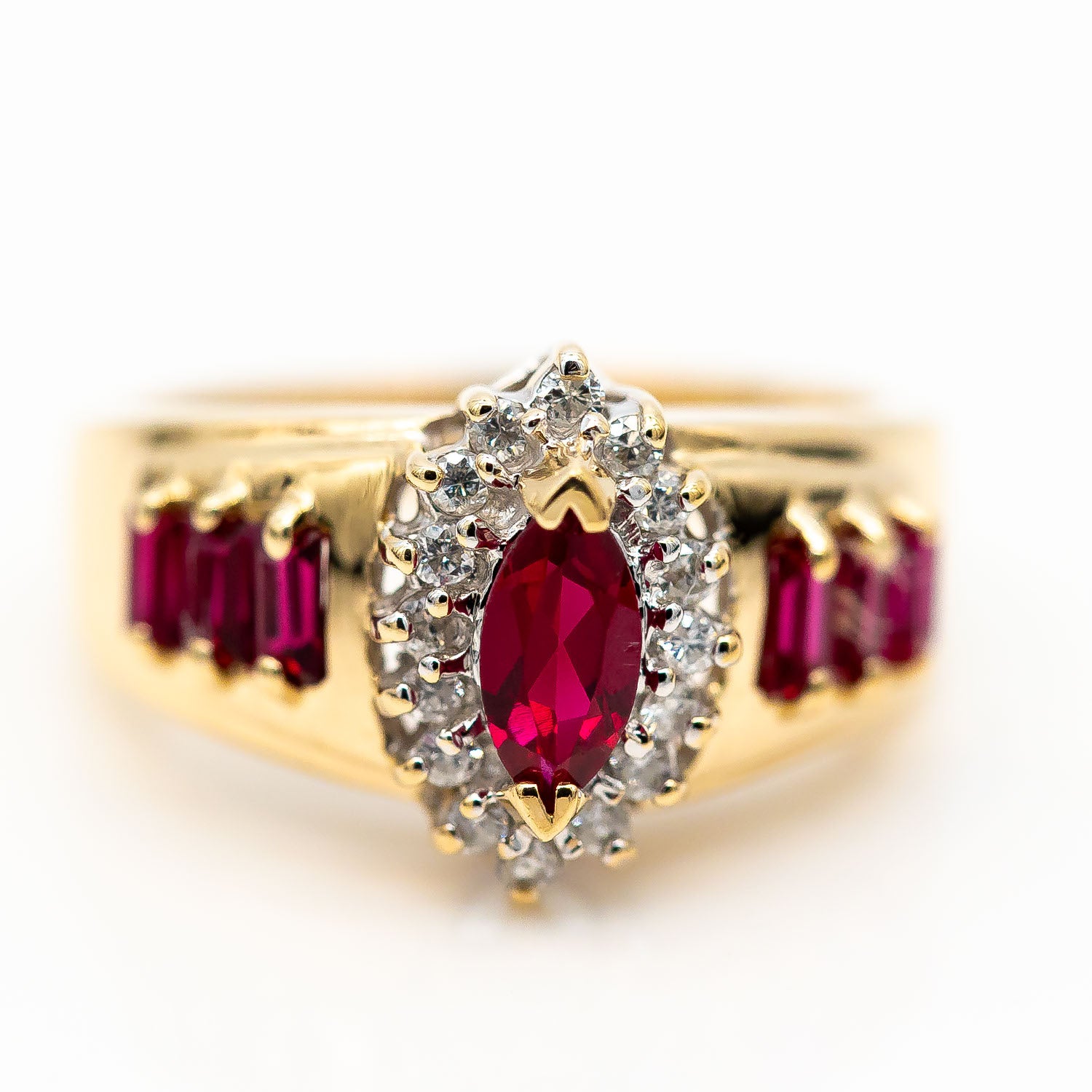 Ring 585/14K Gelbgold synt. Rubin Diamant 0,16ct W/SI Gr.52 - Wert 1.600€